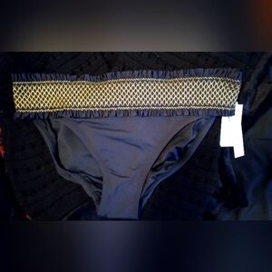🌞Bikini Bottoms Size 6
